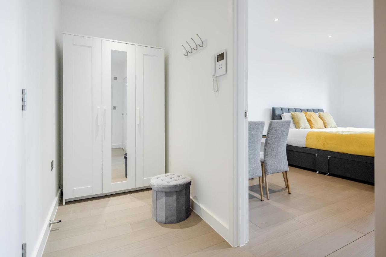 Luxury Studio Apartment St Albans With Amaryllis Apartments Dış mekan fotoğraf